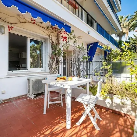 L'Oiseau Bleu - Terrasse - Place Non Privative Parking Collectif - Climatisation Menton Exterior photo